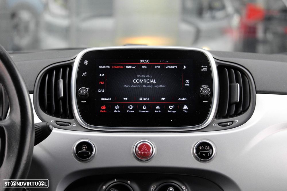 Fiat 500C 1.0 Hybrid Connect - 28