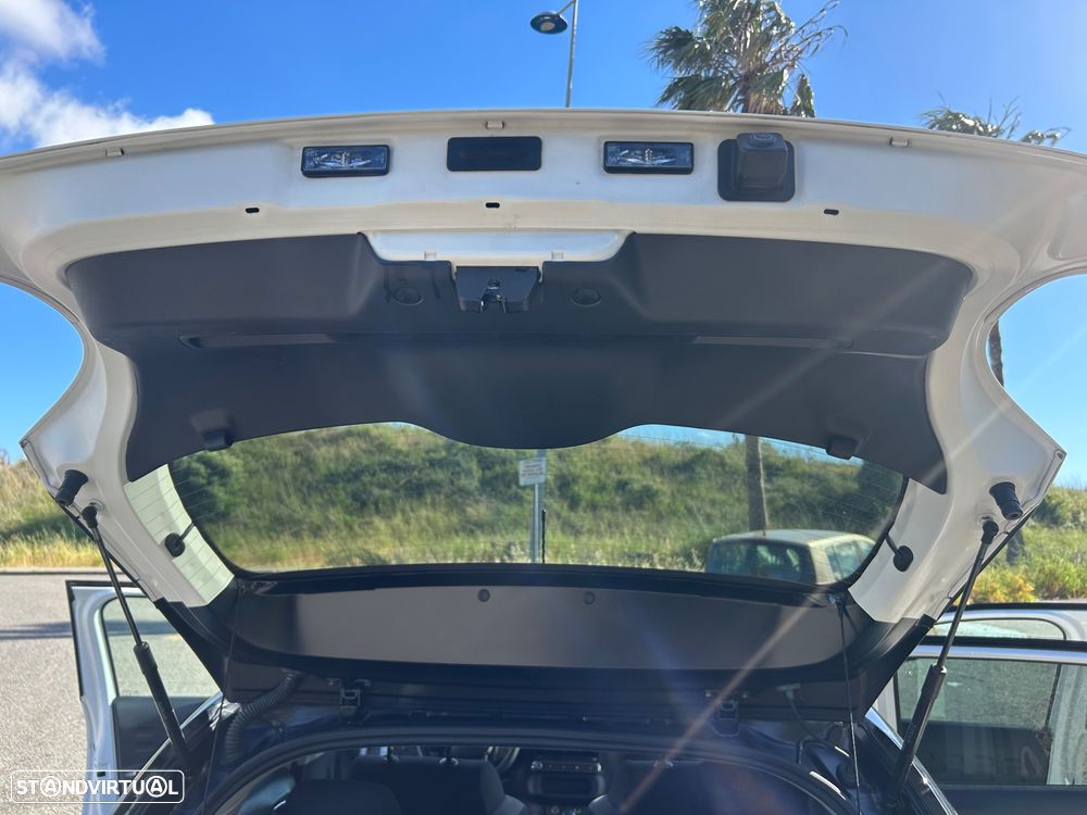 Citroën C3 Pure Tech S&S EAT6 Shine - 17