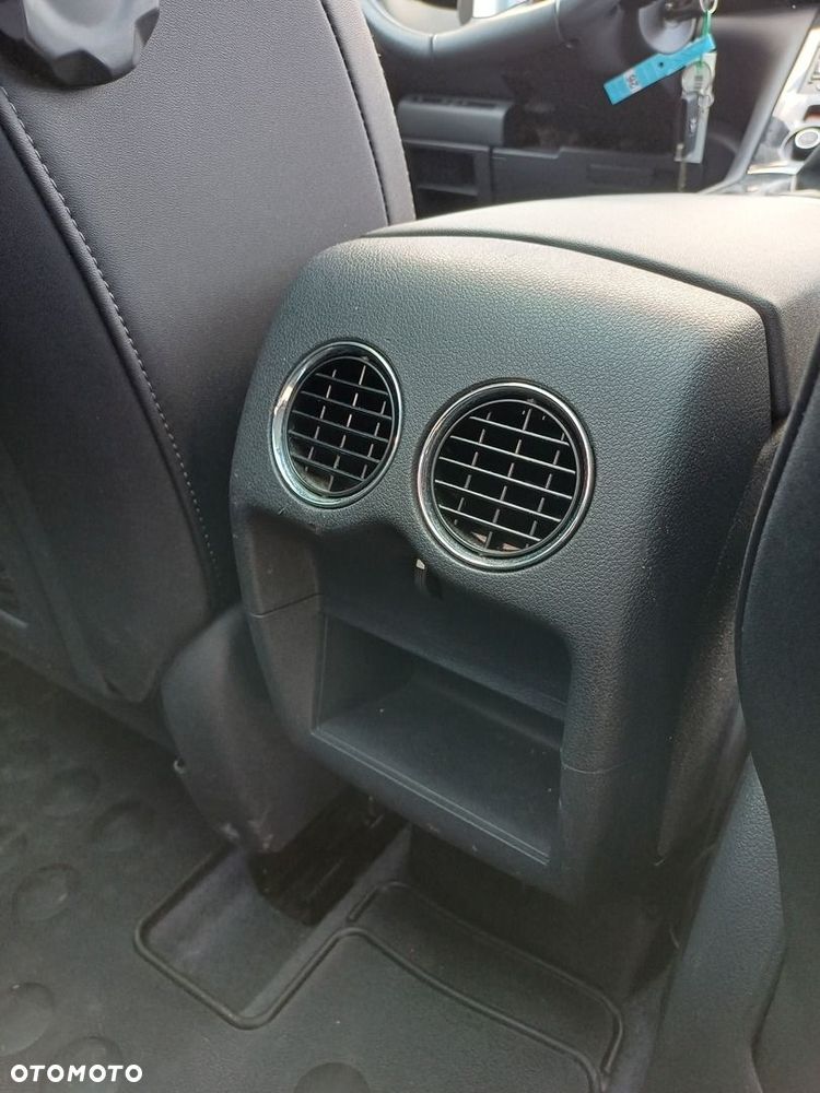 Peugeot 3008 2.0 BlueHDi Allure - 26