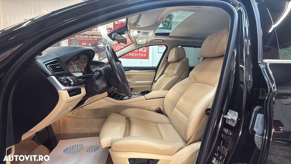 BMW Seria 5 525d xDrive Aut. Luxury Line - 8