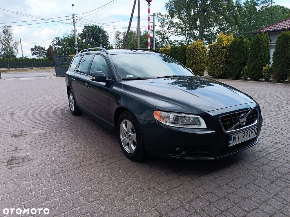 Volvo V70 2.4D Momentum - 11