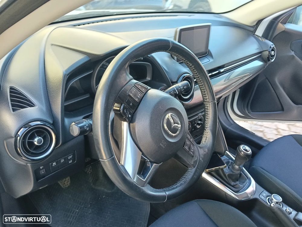 Mazda 2 1.5 Sky.Evolve Navi - 8