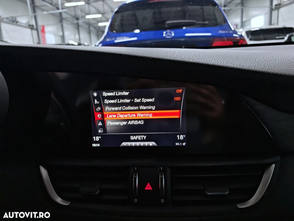 Alfa Romeo Giulia 2.2 JTDM Aut. Super - 16