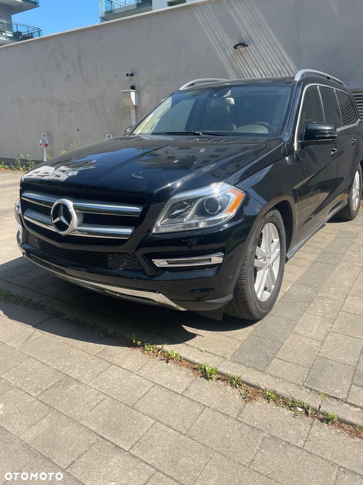 Mercedes-Benz GL 350 BlueTEC 4-Matic - 2