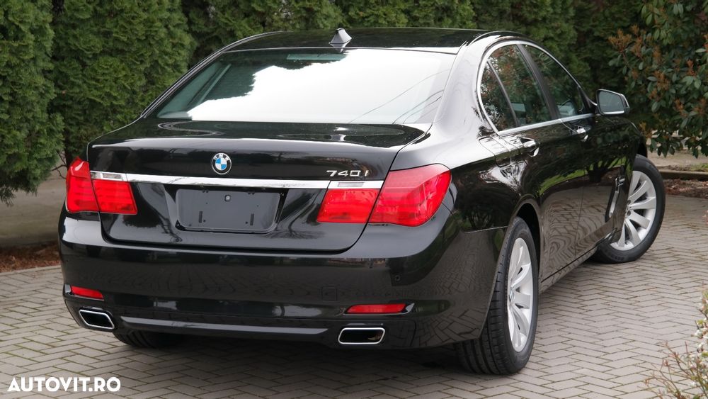 BMW Seria 7 740i Aut. - 4
