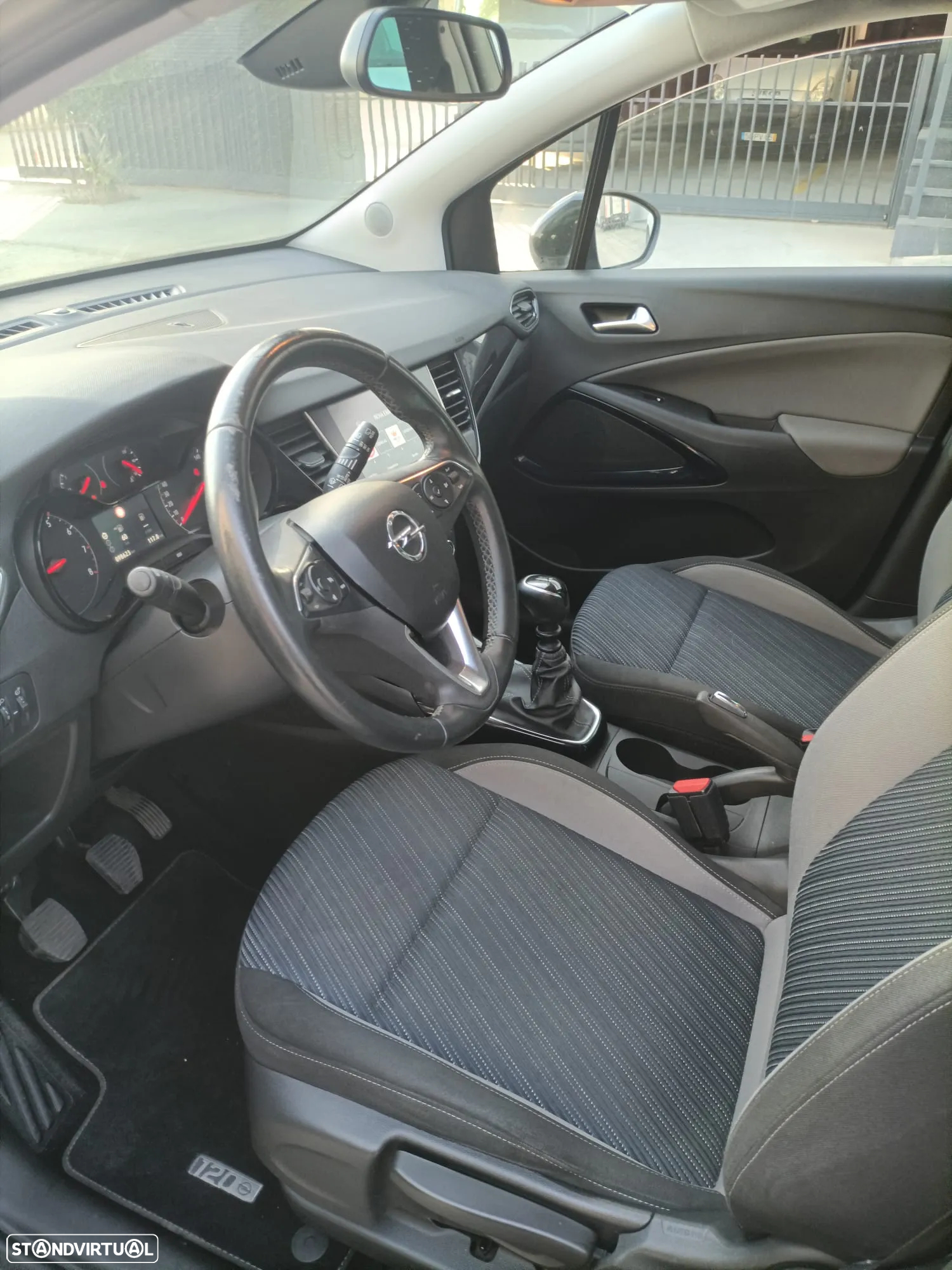 Opel Crossland X 1.2 T 120 Anos - 14
