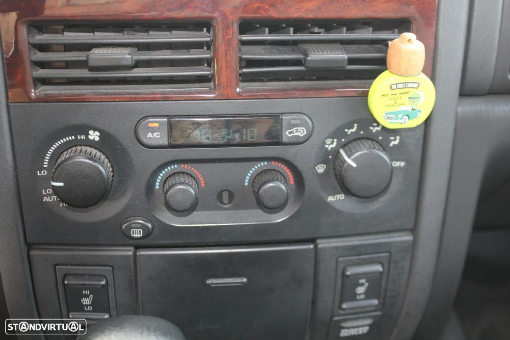 Jeep Grand Cherokee 2.7 CRD Overland - 23