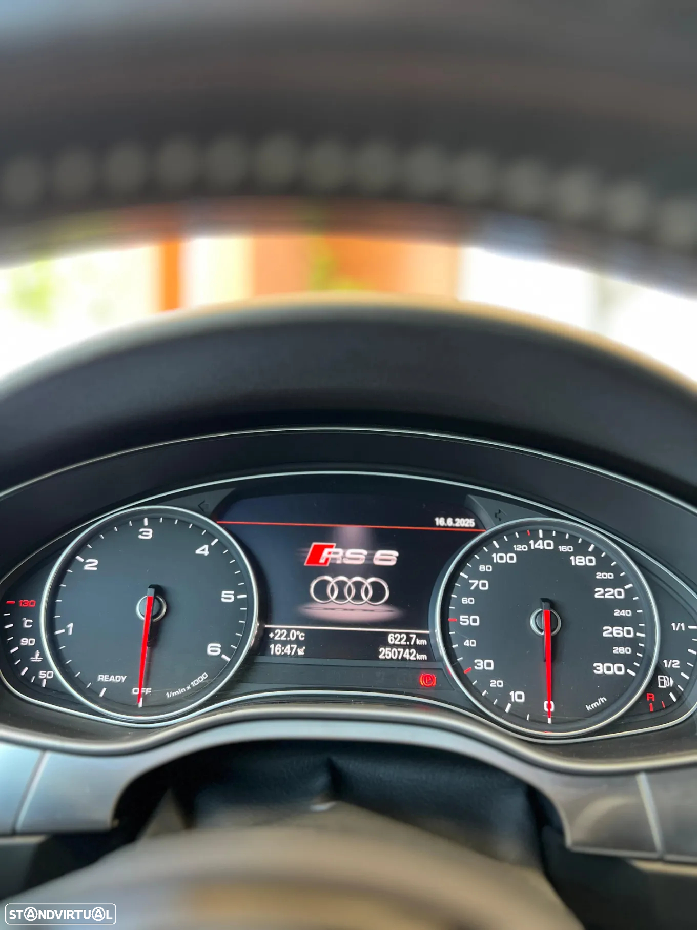 Audi A6 Avant 2.0 TDI Ultra S tronic - 9