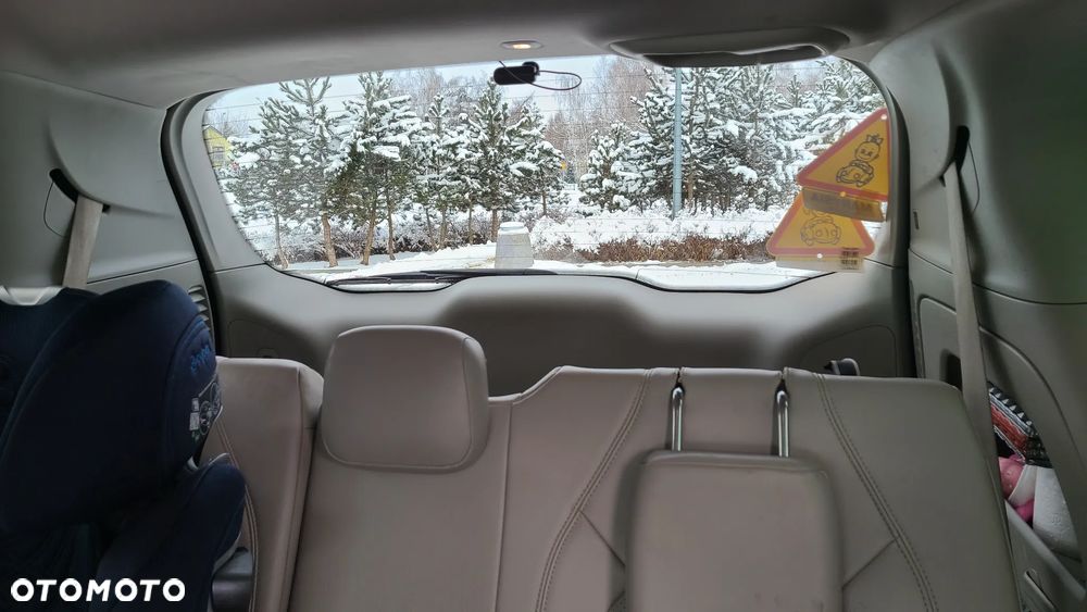 Chrysler Pacifica - 27