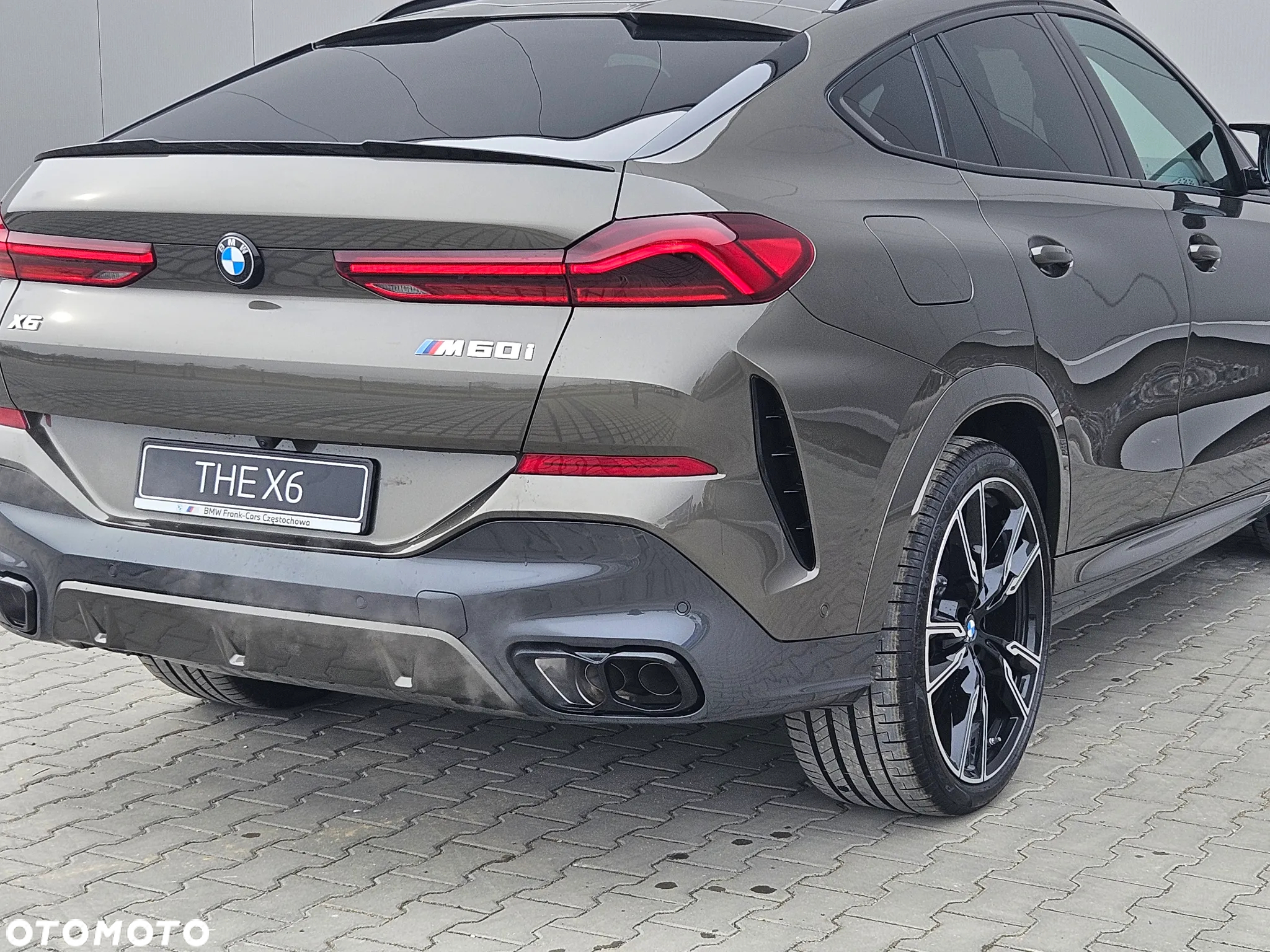 BMW X6 M50i - 10