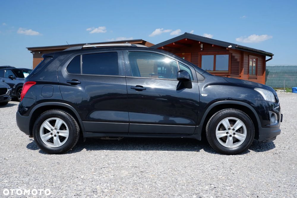 Chevrolet Trax 1.6 LS - 32
