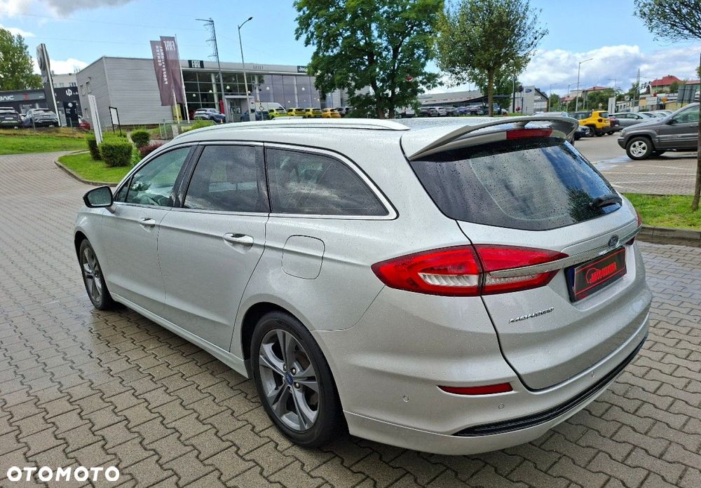 Ford Mondeo - 10