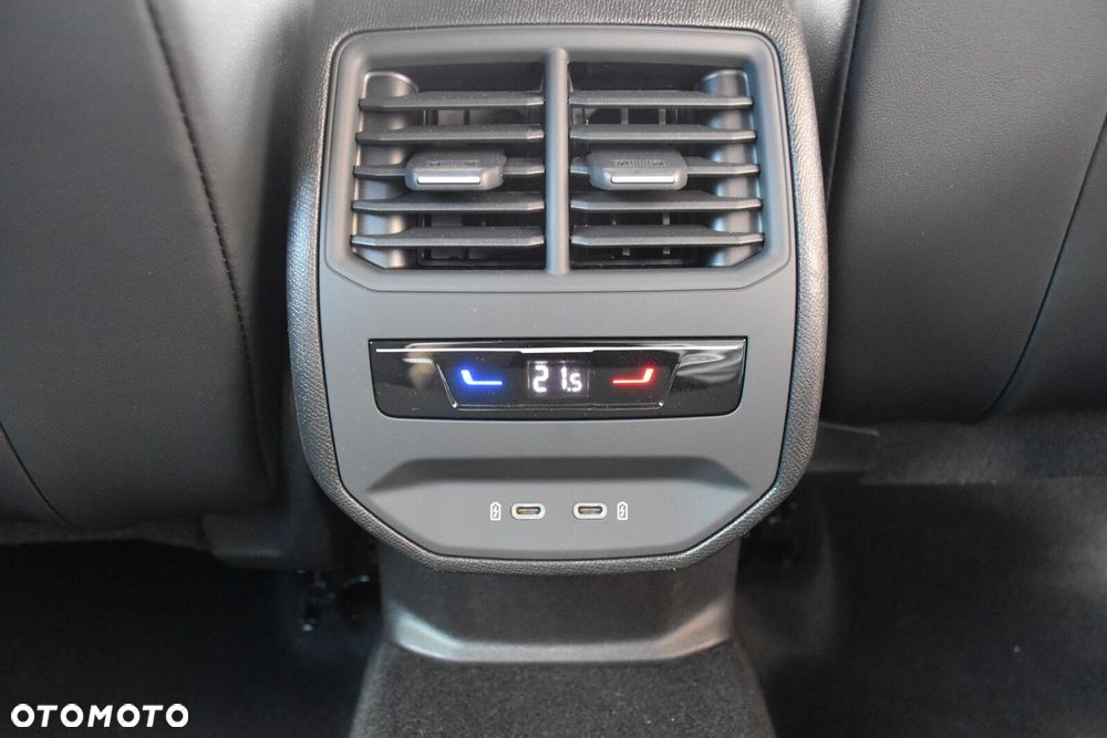Cupra Formentor 1.5 eTSI mHEV DSG - 33