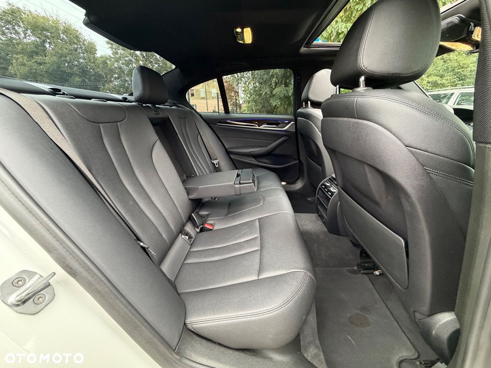 BMW Seria 5 - 18