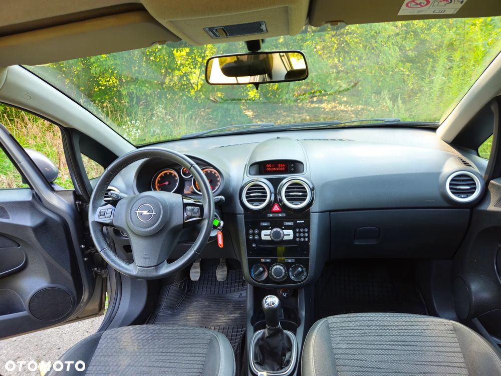 Opel Corsa - 12