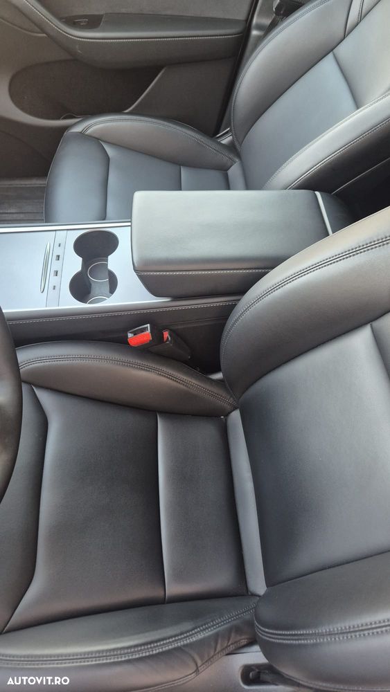 TESLA Model Y 2023 — imagine 12