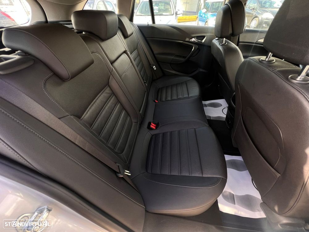 Opel Insignia Sports Tourer - 22