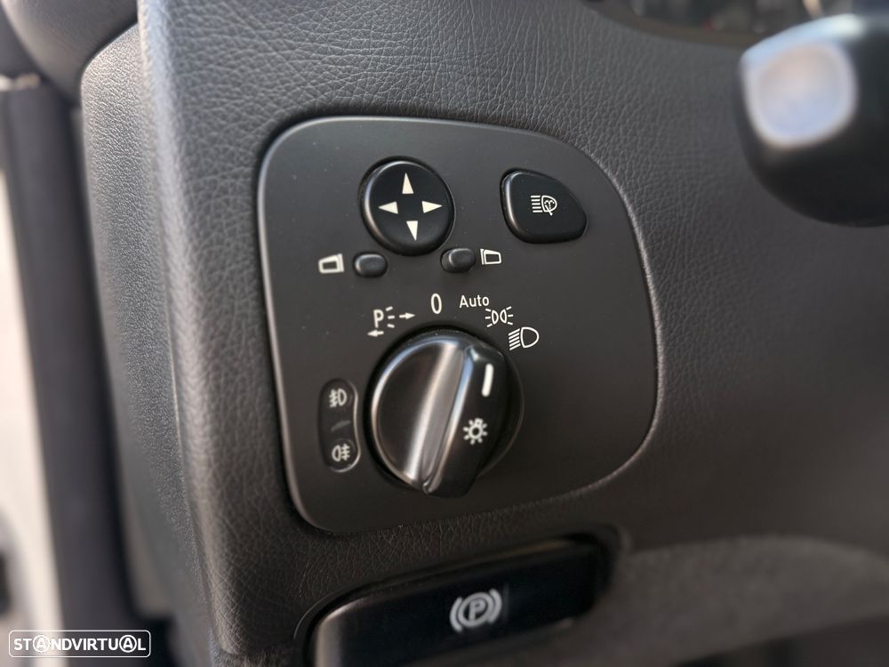 Mercedes-Benz CLK 200 K Avantgarde - 10