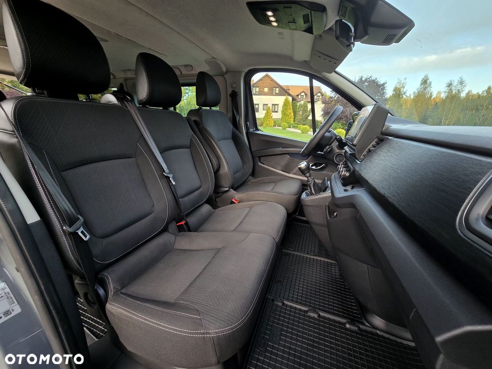 Renault Trafic - 13