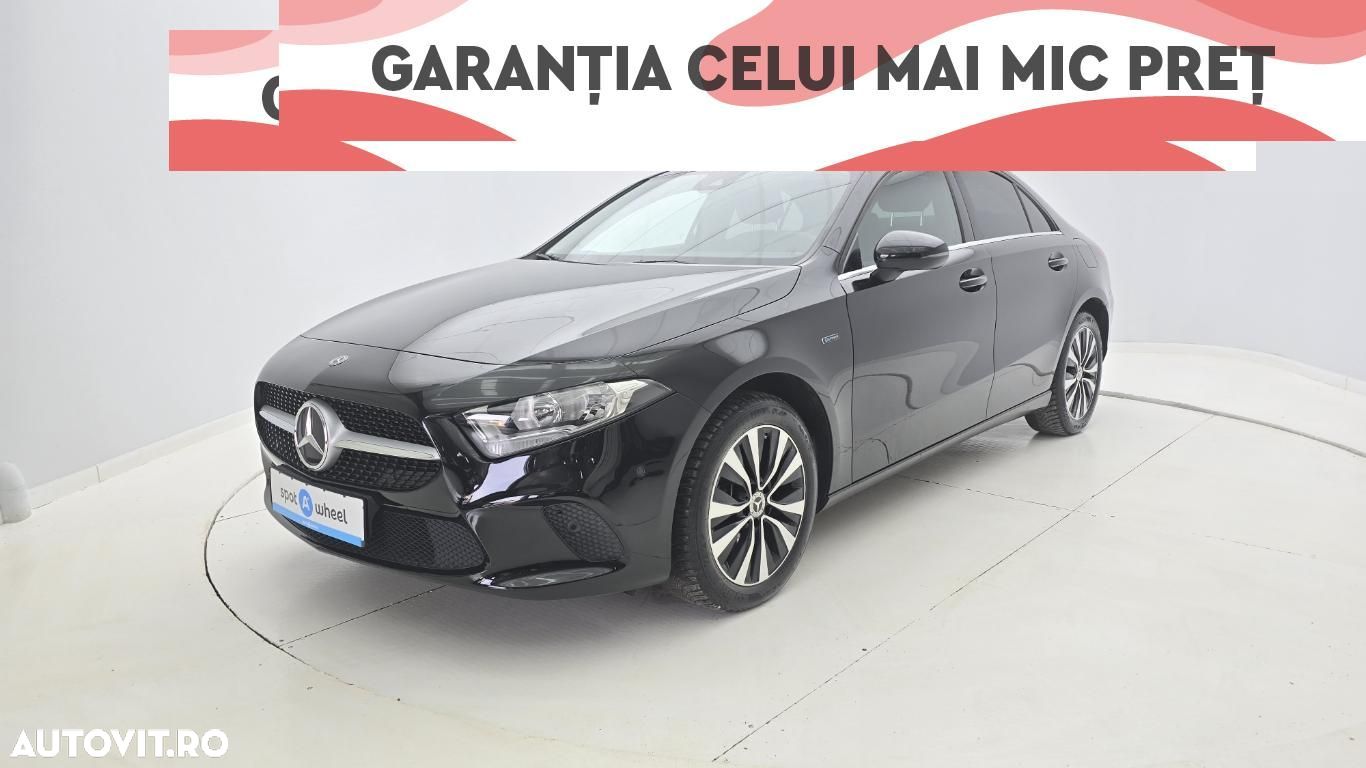 Mercedes-Benz A - 1