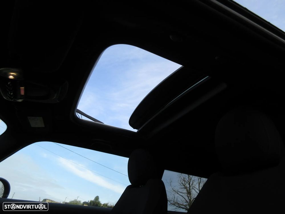 MINI 3 Portas Cooper D Auto - 40