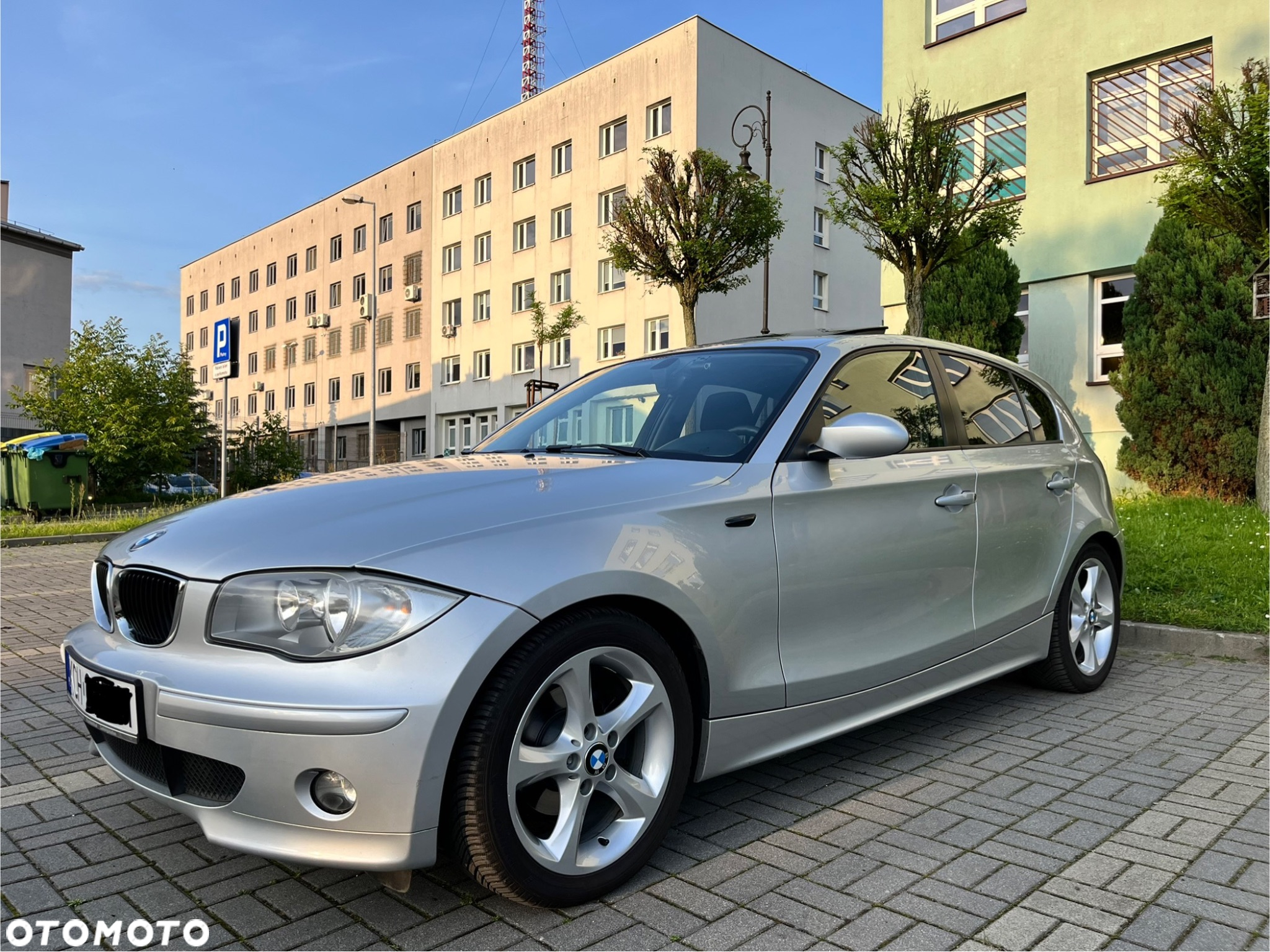 BMW Seria 1 118i - 3