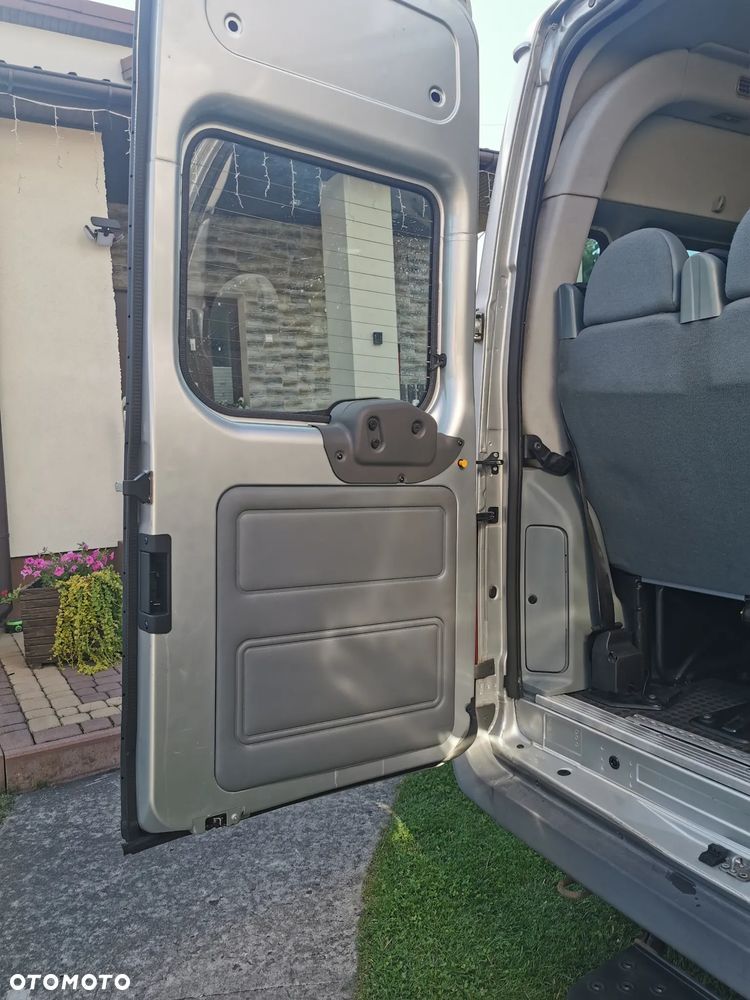 Ford Transit 350L Trend - 39