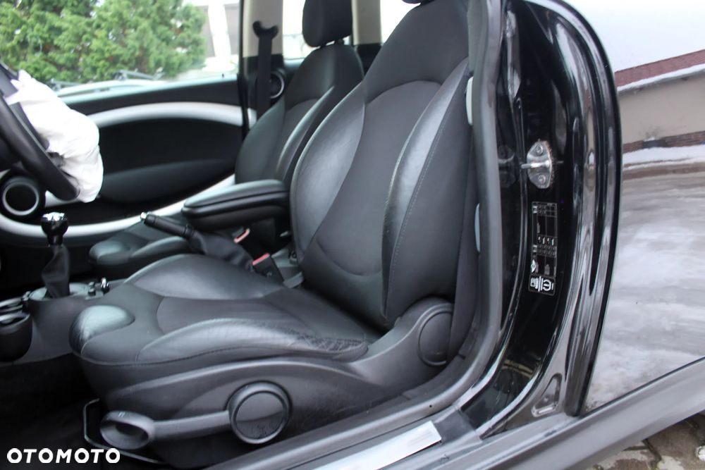 MINI Clubman Cooper D Soho - 11