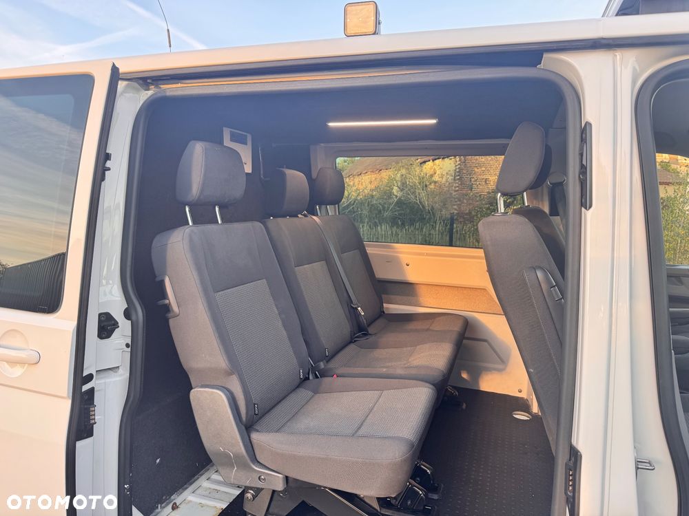 Volkswagen Transporter Kombi L2H1 M1 4Motion - 22