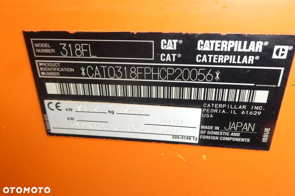 Caterpillar M 318F Z NIEMIEC TRZY ŁYŻKI - 33