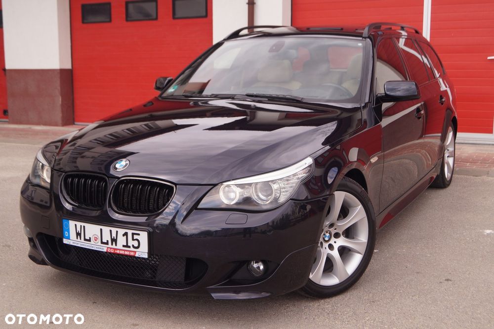 BMW Seria 5 525d Edition Sport - 12