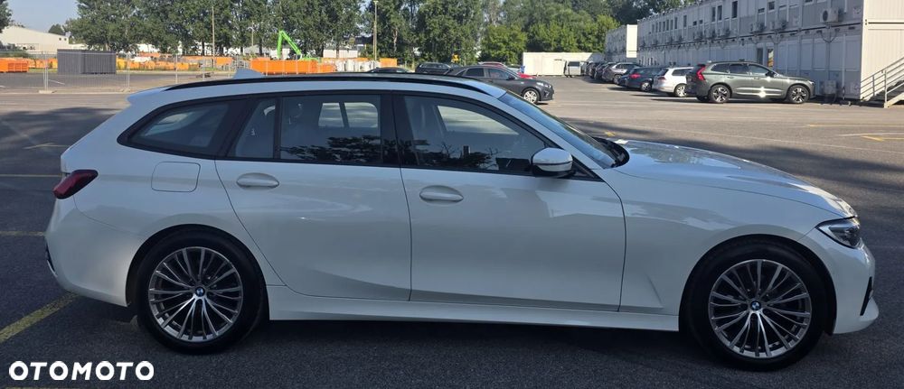 BMW Seria 3 318d - 9