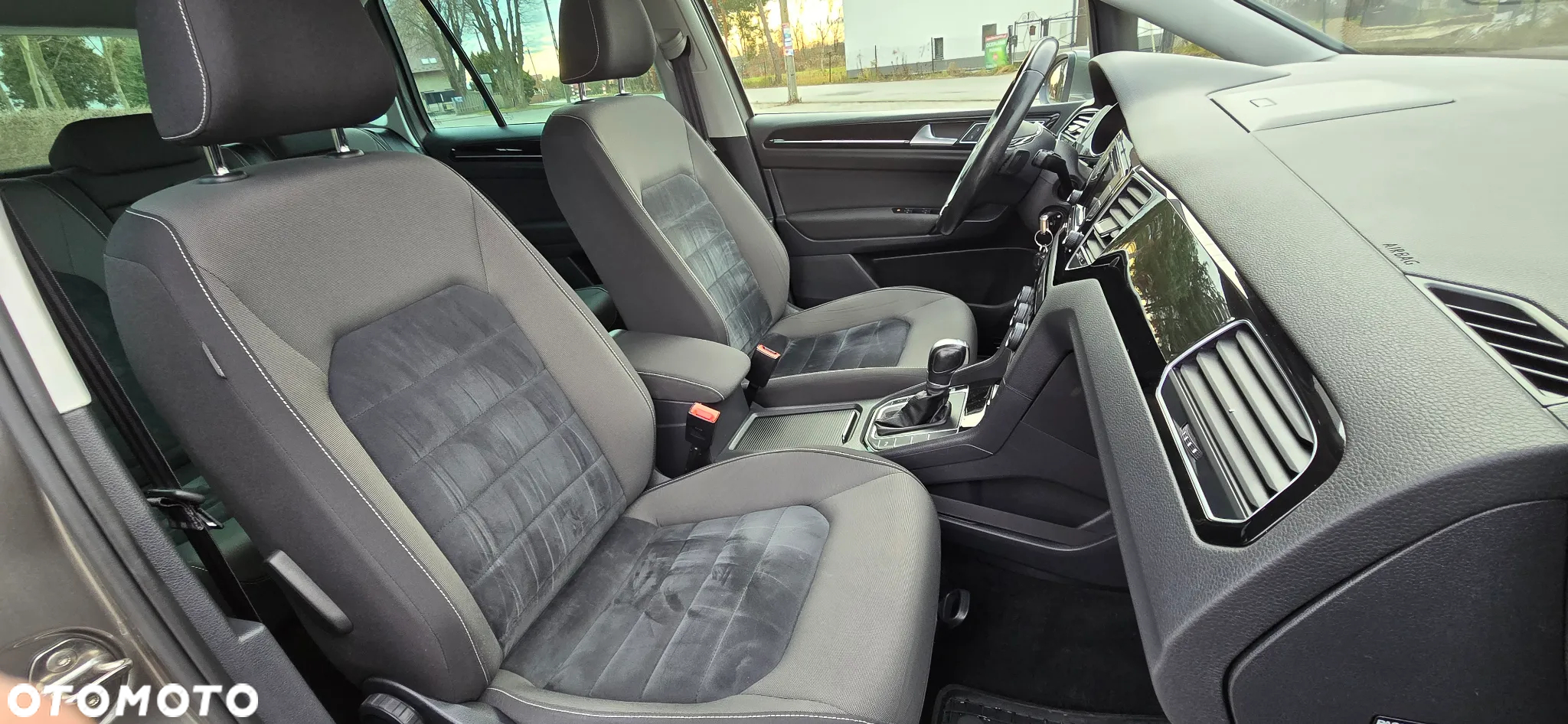 Volkswagen Golf VII 1.4 TSI BMT Highline DSG - 28