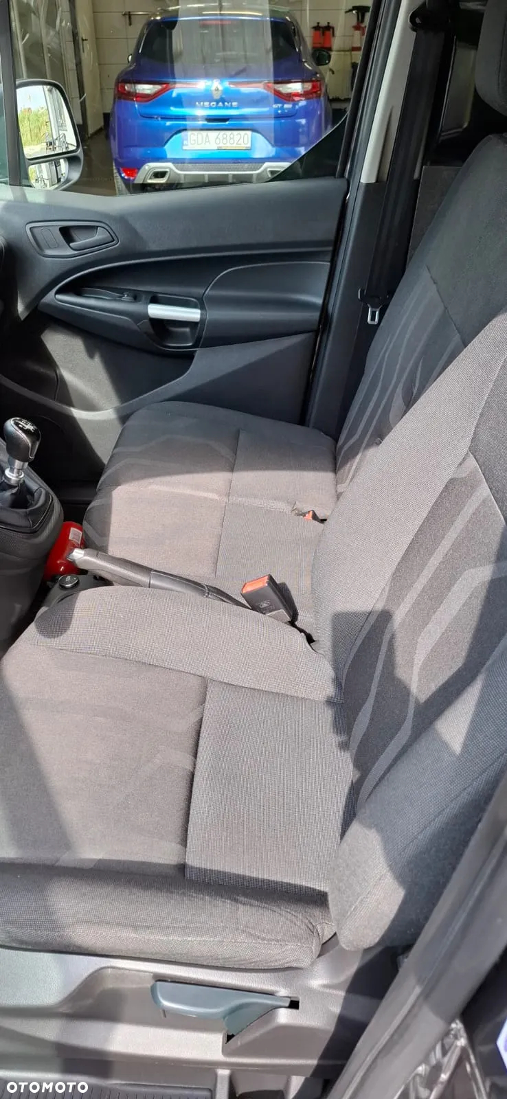 Ford CONNECT - 18