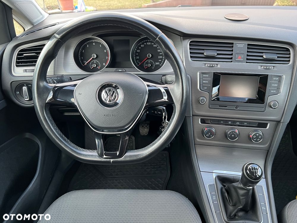 Volkswagen Golf 1.2 TSI BlueMot Comfortline - 10