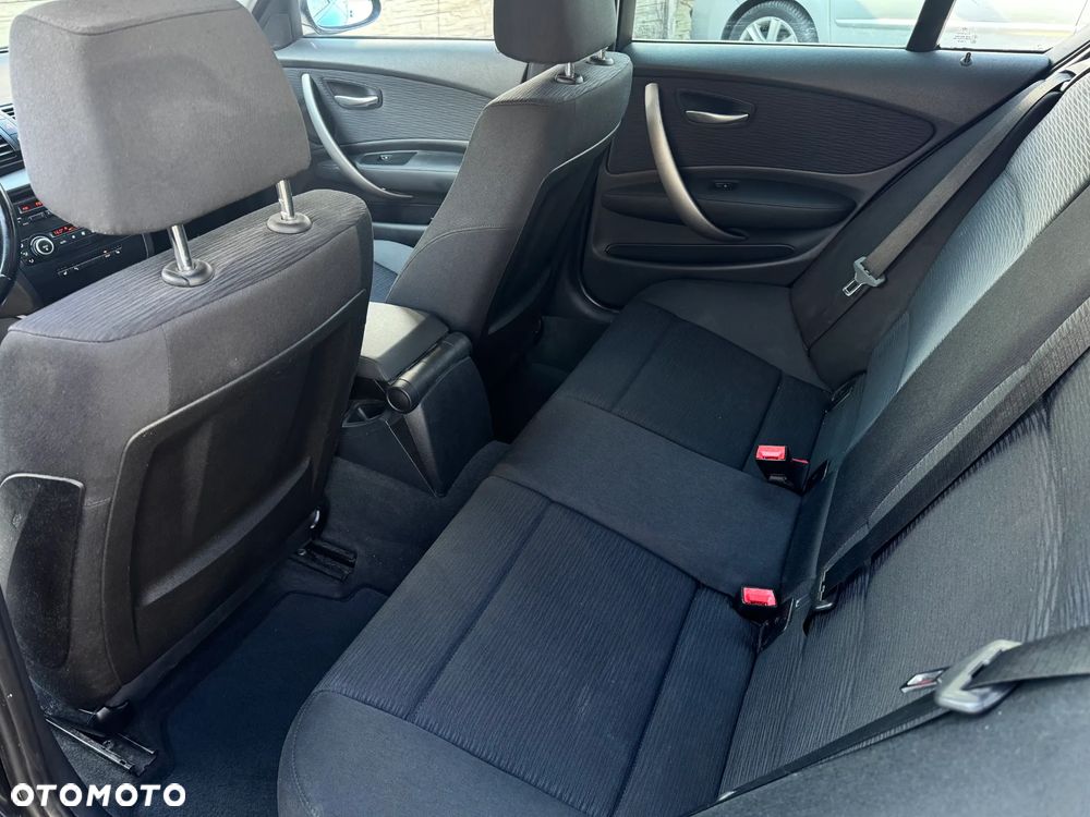 BMW Seria 1 118d DPF Edition Lifestyle - 28