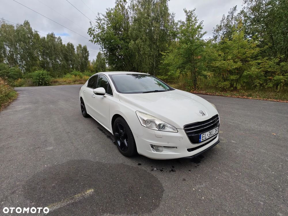 Peugeot 508 RXH Hybrid4 - 12