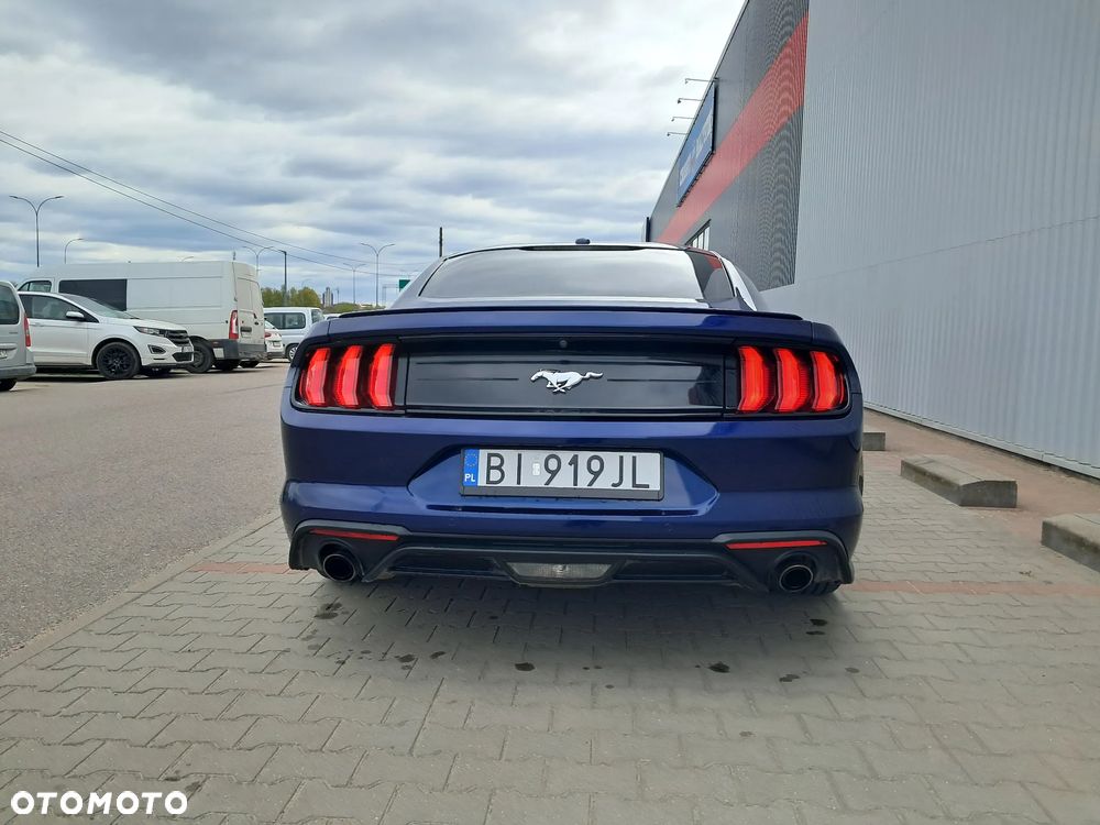 Ford Mustang 2.3 EcoBoost - 18