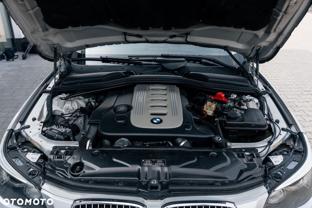 BMW Seria 5 525d xDrive Edition Exclusive - 34