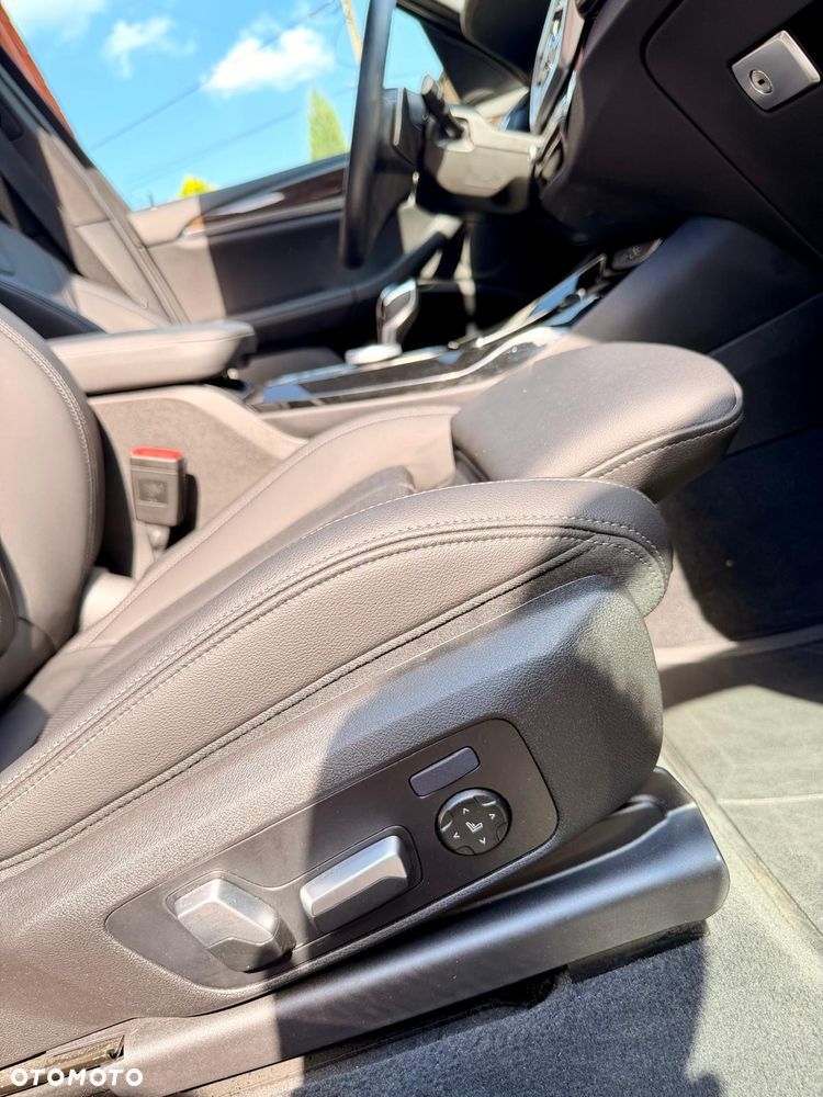 BMW X3 xDrive30i - 26