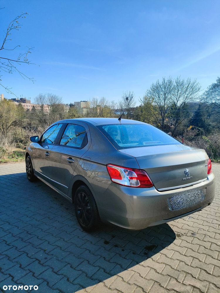Peugeot 301 1.2 Pure Tech Active - 7