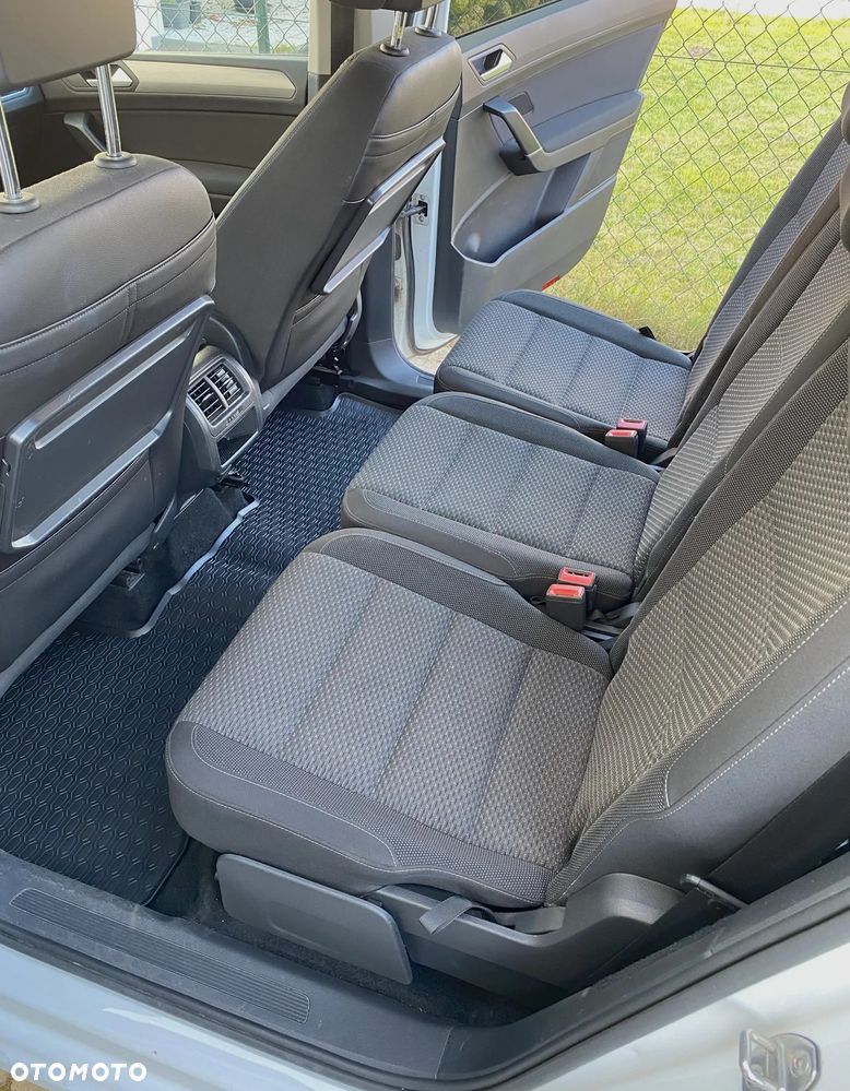 Volkswagen Touran 1.4 TSI BMT Comfortline - 8