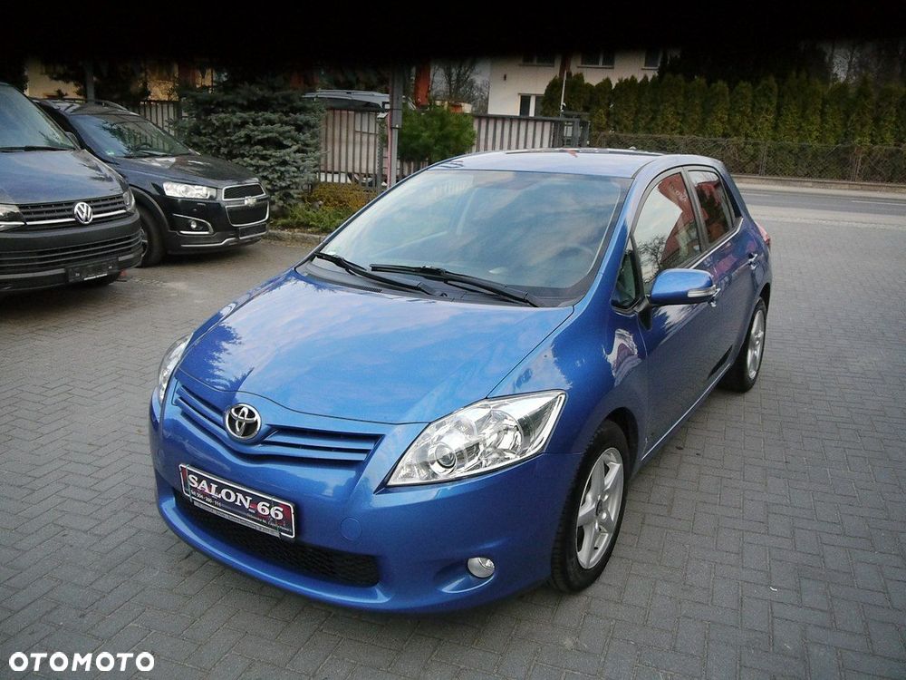 Toyota Auris - 4