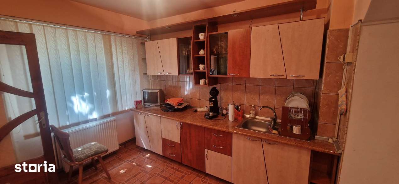 Apartament 3 camere, 73 mp, zona Pelendava — fotografia 3