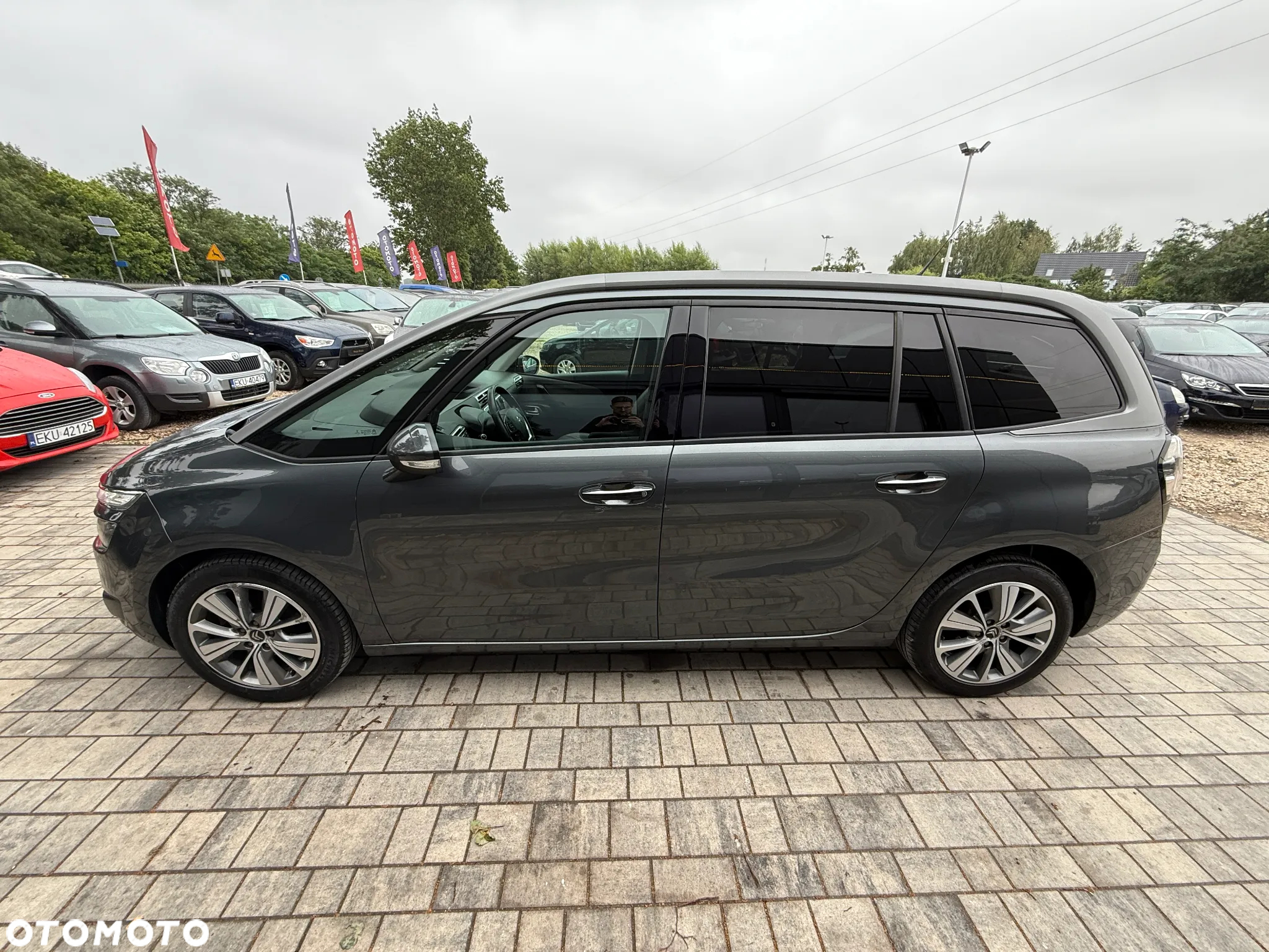 Citroën C4 Grand Picasso e-HDi 115 Exclusive - 16