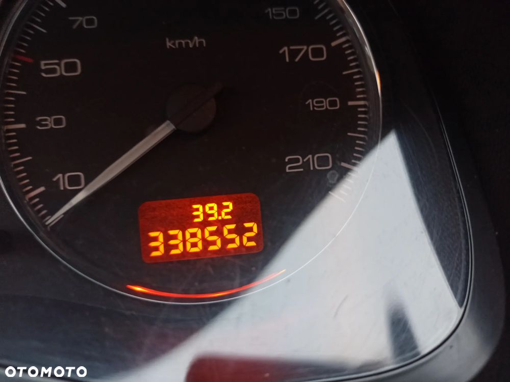 Peugeot 307 1.6 HDI Trendy - 8