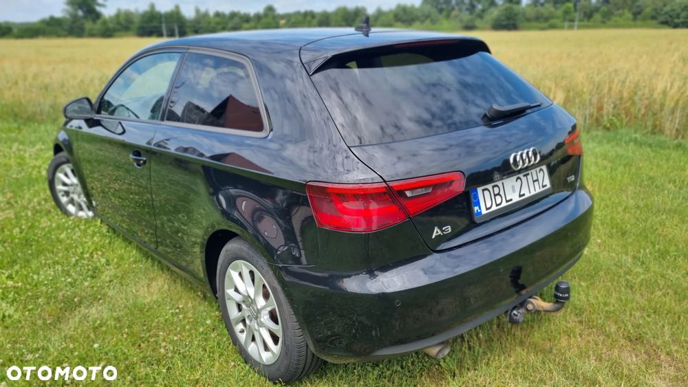 Audi A3 3-drzwiowe 1.6 TDI Attraction - 4