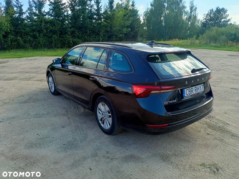 Skoda Octavia - 2