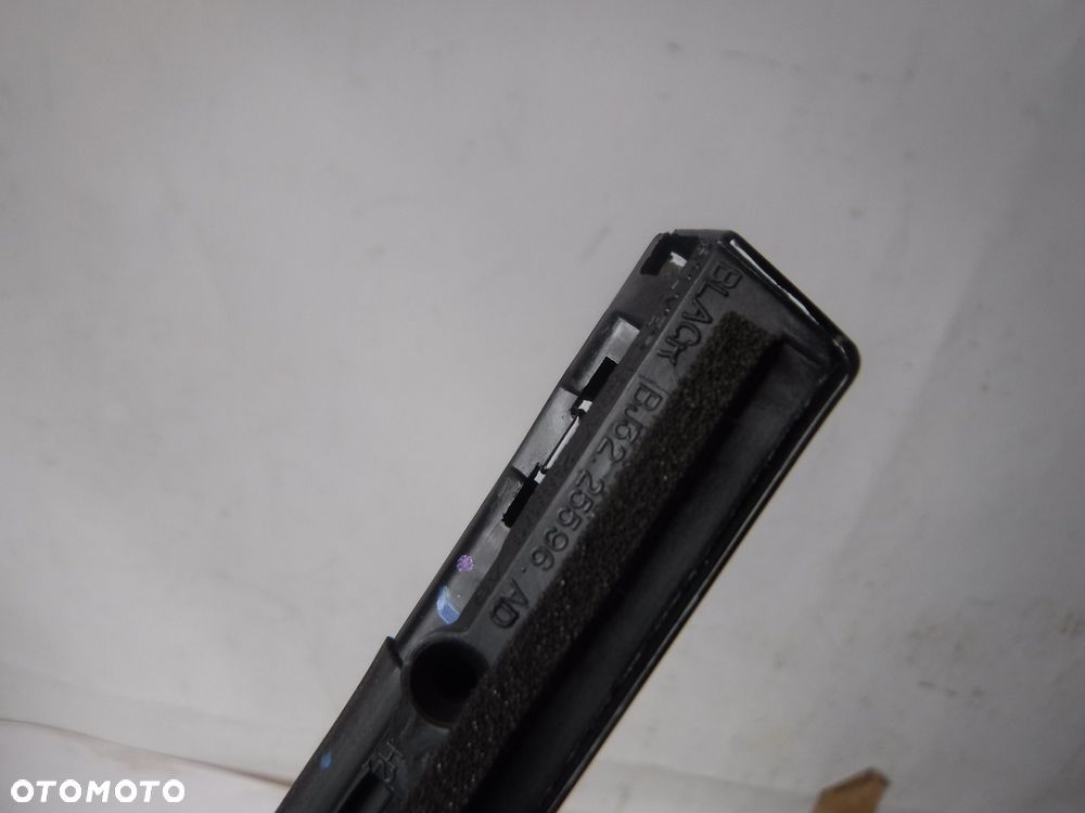 range rover evoque l538 listwa drzwi prawa tył tylna parapet - 2