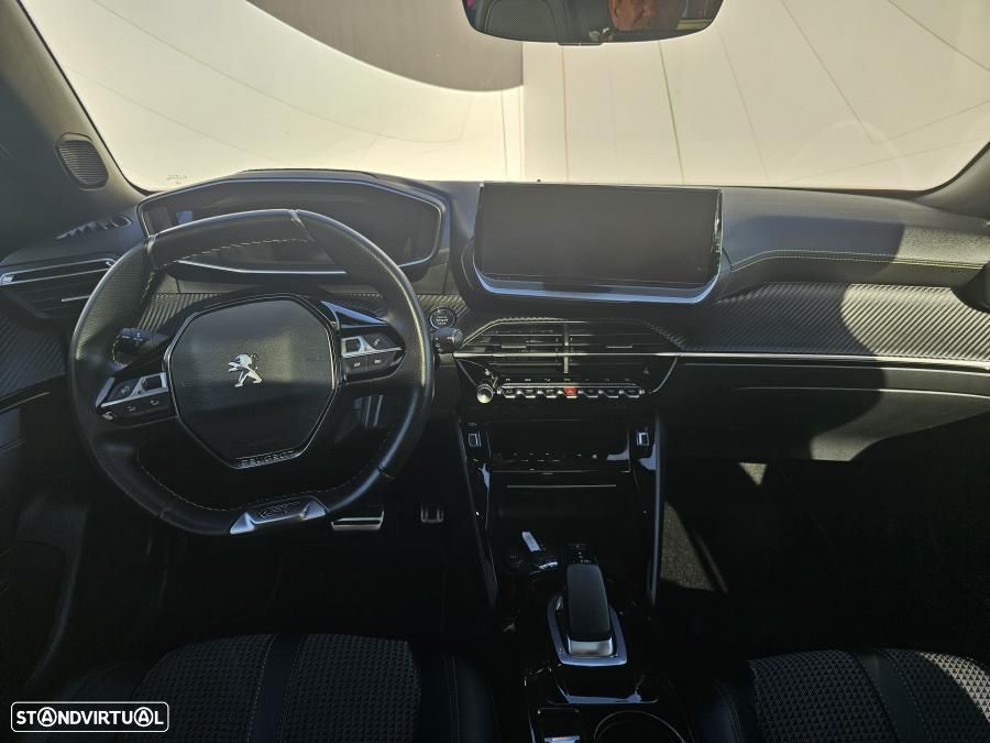 Peugeot e-2008 50 kWh GT - 23